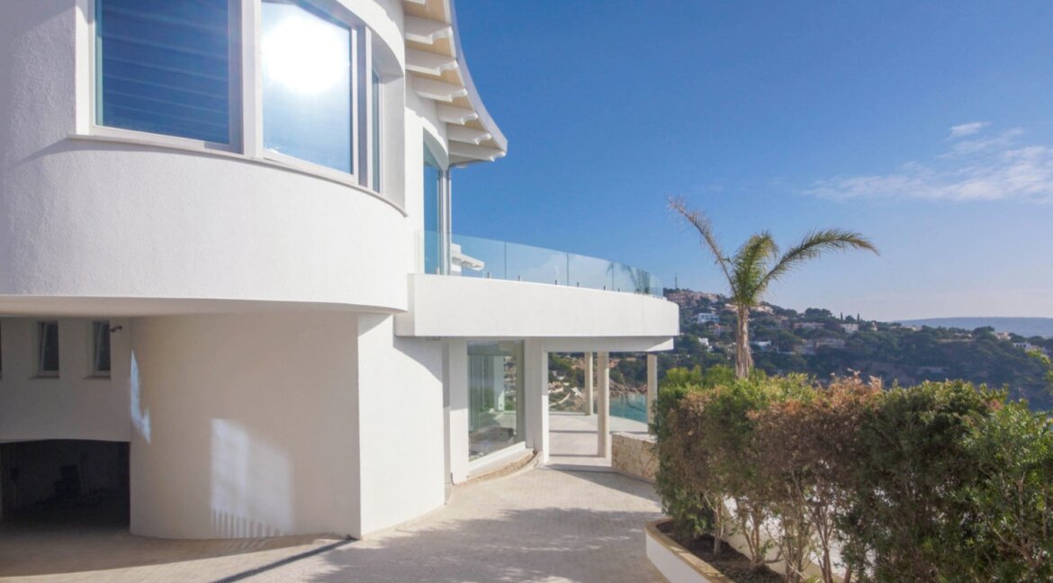 Luxus Villa in erster Meereslinie Santa Ponsa-24