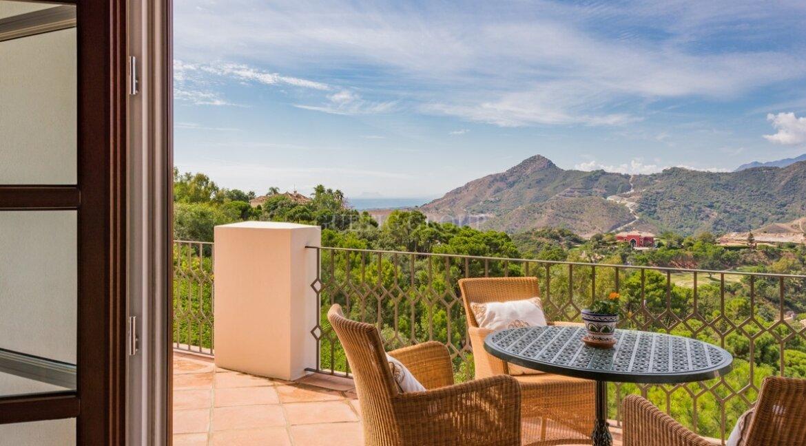 Villa in Marbella La Zagaleta Terrassensicht Guetig Group